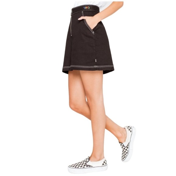 Vans Women’s Brighton Black Denim Mini Skirt Size XS - Picture 6 of 13